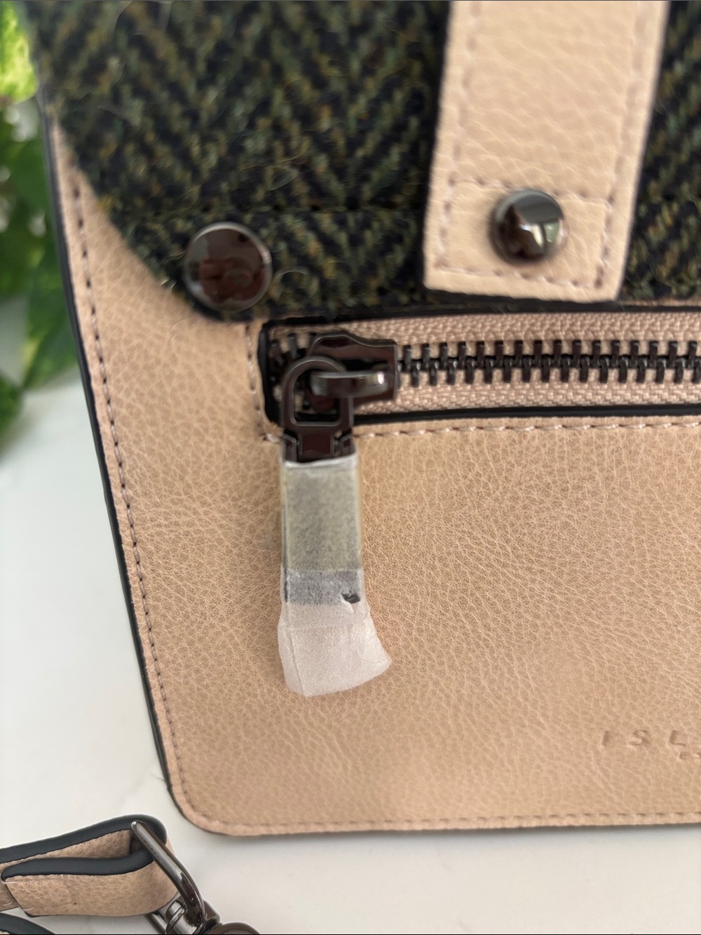 Harris Tweed Islander Olive Green And Ivory Herringbone Satchel Crossbody Bag - Picture 9 of 15